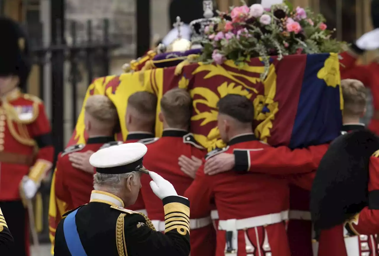 PHOTOS: Thousands gather for funeral of Queen Elizabeth II