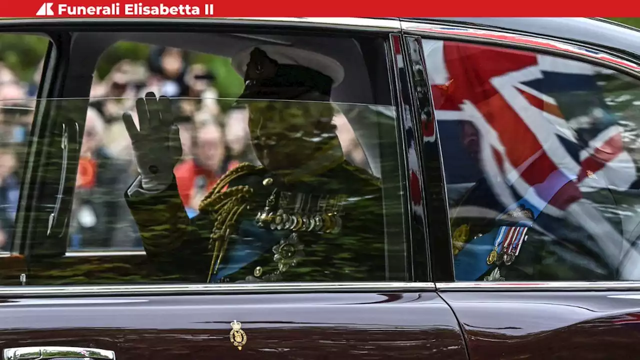 Addio alla Regina Elisabetta, i funerali solenni - Diretta