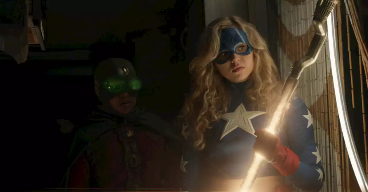 DC's Stargirl S03E05 Overview: Crossroads for Courtney, Cameron & JSA