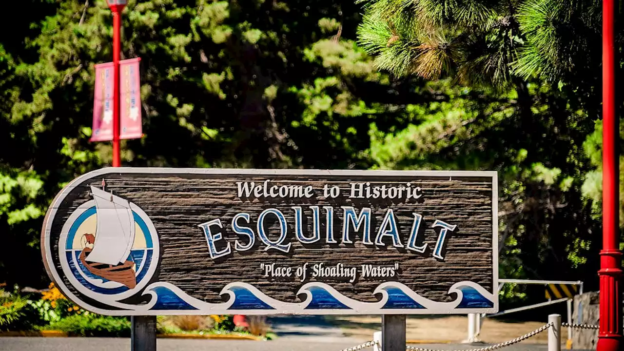 Esquimalt to choose between 2 mayor, 7 councillor candidates