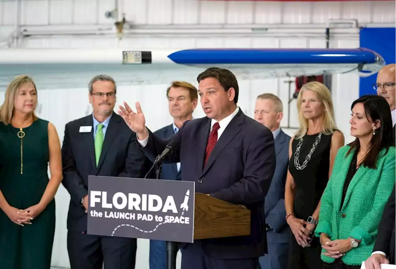 DeSantis gets standing ovation from GOP voters after flying migrants to Martha's Vineyard | CNN Politics