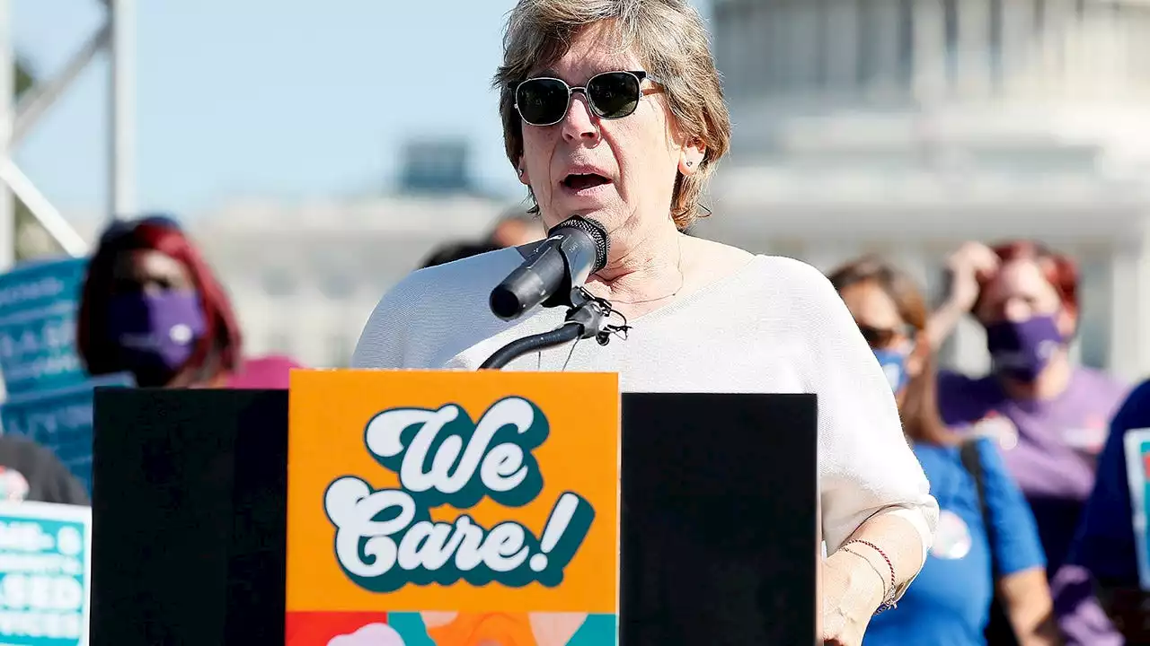 Randi Weingarten touts report about struggling schools despite having hand in closures