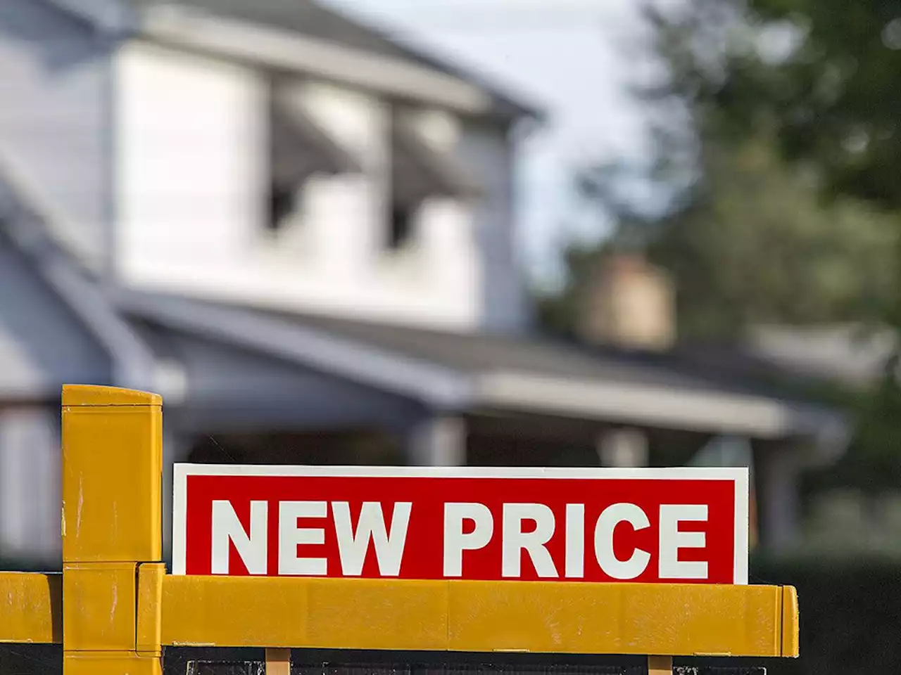 Posthaste: Home price drop within 'striking distance' of the last big downturn — and it's not over yet