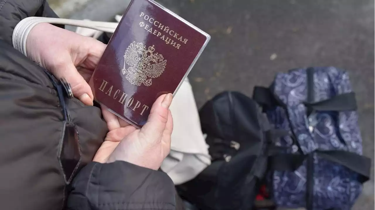 Pologne : les réfugiés russes craignent d'être expulsés à cause des restrictions temporaires sur les visas