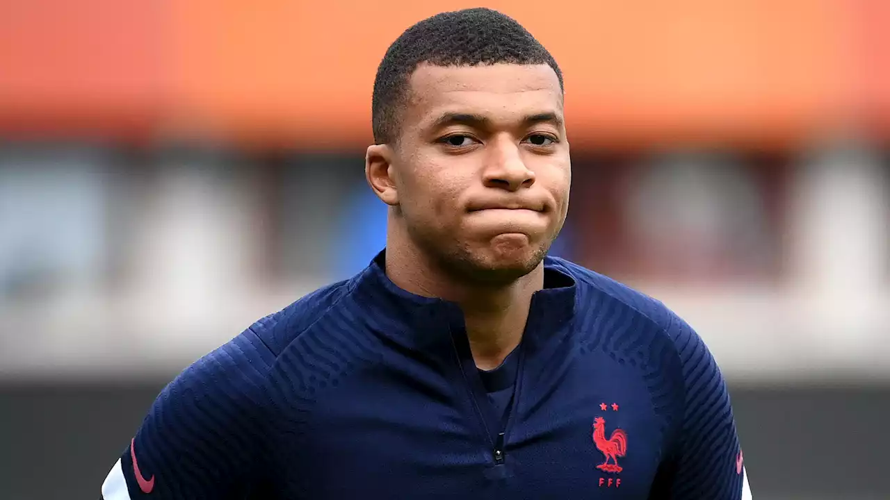 Kylian Mbappe Tolak Ikuti Sesi Foto Bareng Timnas Prancis, Ada Apa? | Goal.com Indonesia