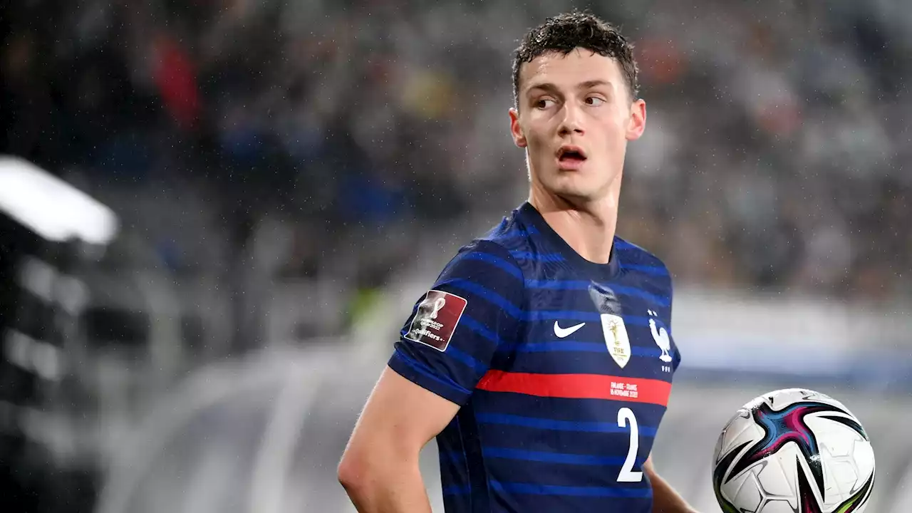 Utang Budi, Benjamin Pavard Rela Mati Demi Didier Deschamps | Goal.com Indonesia