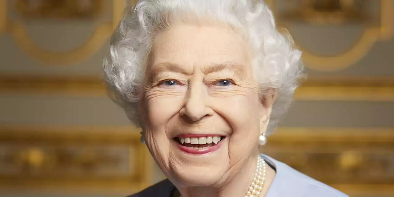 Buckingham Palace Unveils Final, Never-Before-Seen Portrait of Queen Elizabeth II