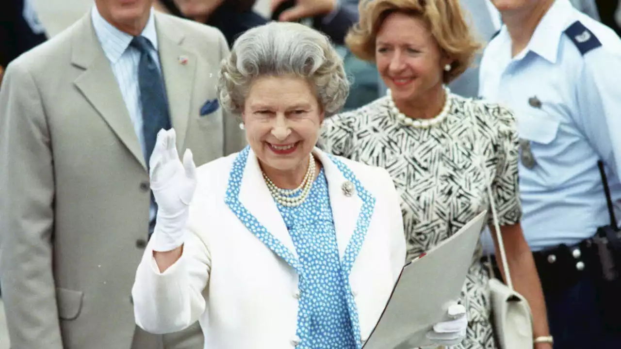 See photos from the late Queen Elizabeth II's historic visit to Houston in 1991