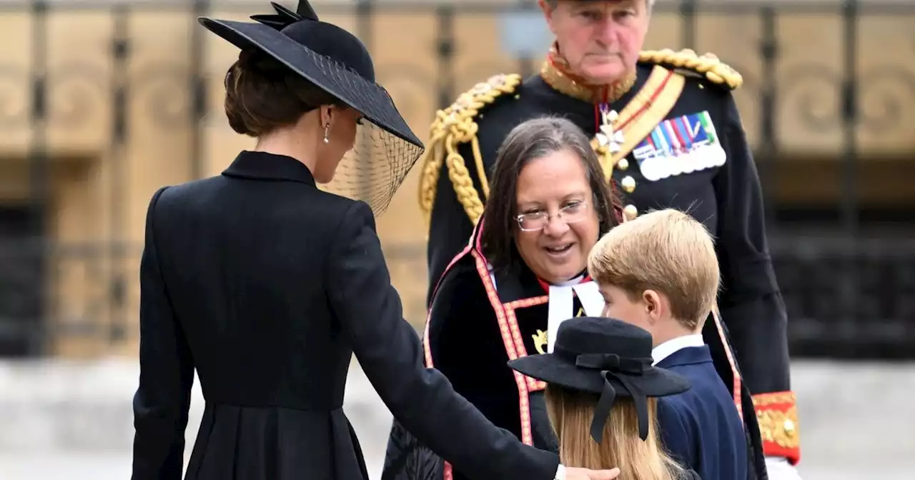 Princess Kate praised by fans as she reassures George and Charlotte with gesture