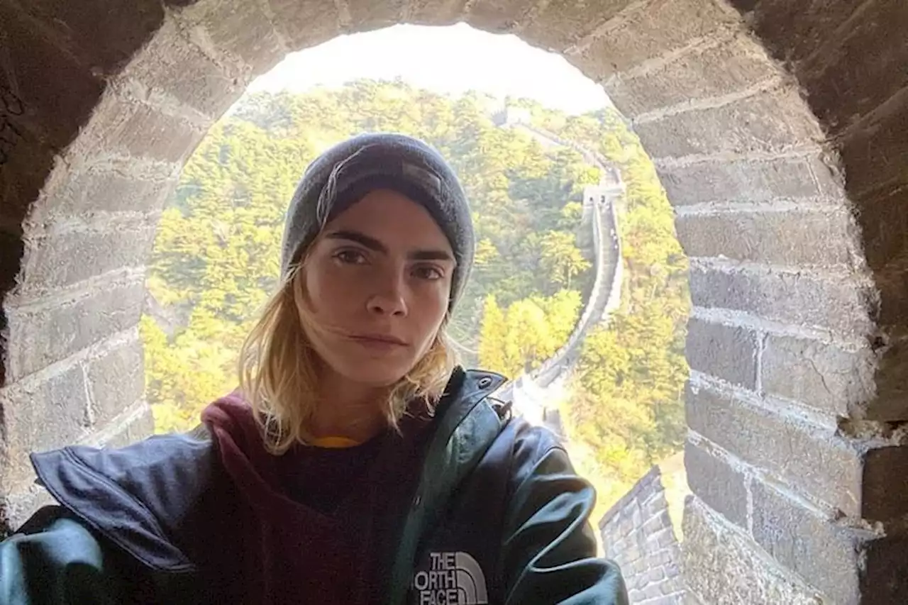 Cara Delevingne Diduga Kecanduan Narkoba, Margot Robbie Bujuk agar Berobat ke Pusat Rehabilitasi - Pikiran-Rakyat.com