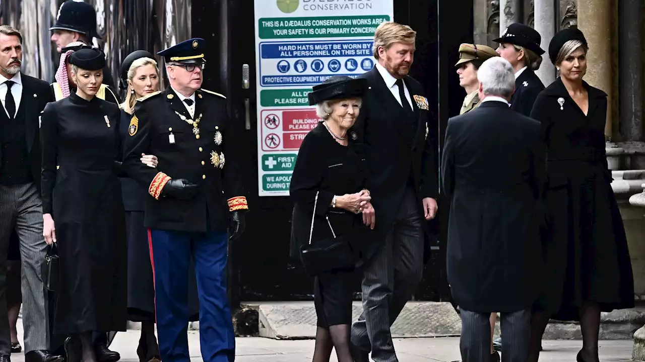 Fürstin Charlène Arm in Arm mit Albert bei Queen-Beerdigung