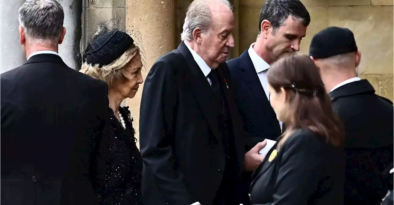 Ex-King Juan Carlos' attendance at queen's funeral draws scorn from Spanish left