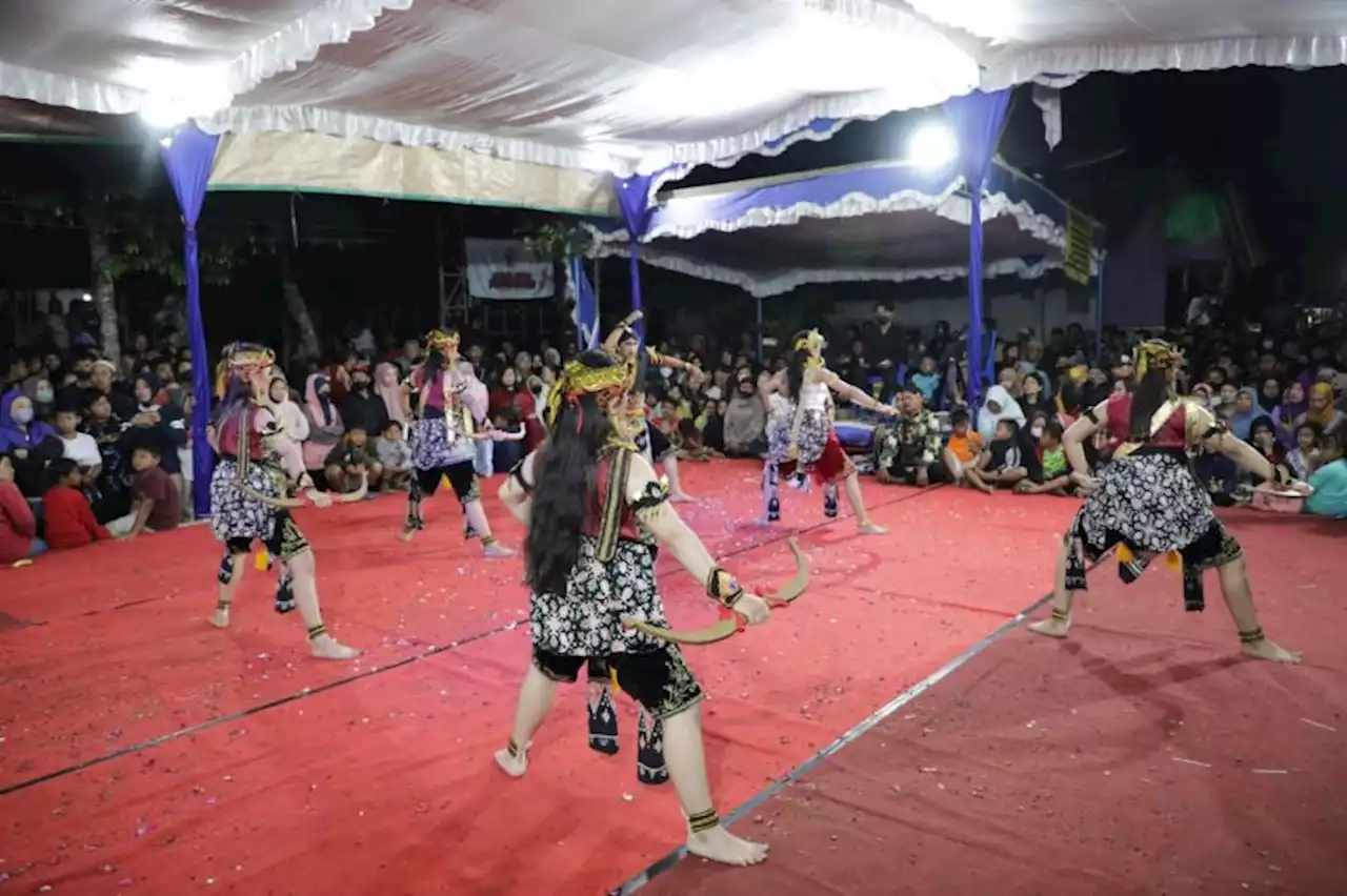 Lestarikan Kesenian Jawa Tengah, Des Ganjar Gelar Pentas Kuda Lumping Se-Kabupaten Semarang