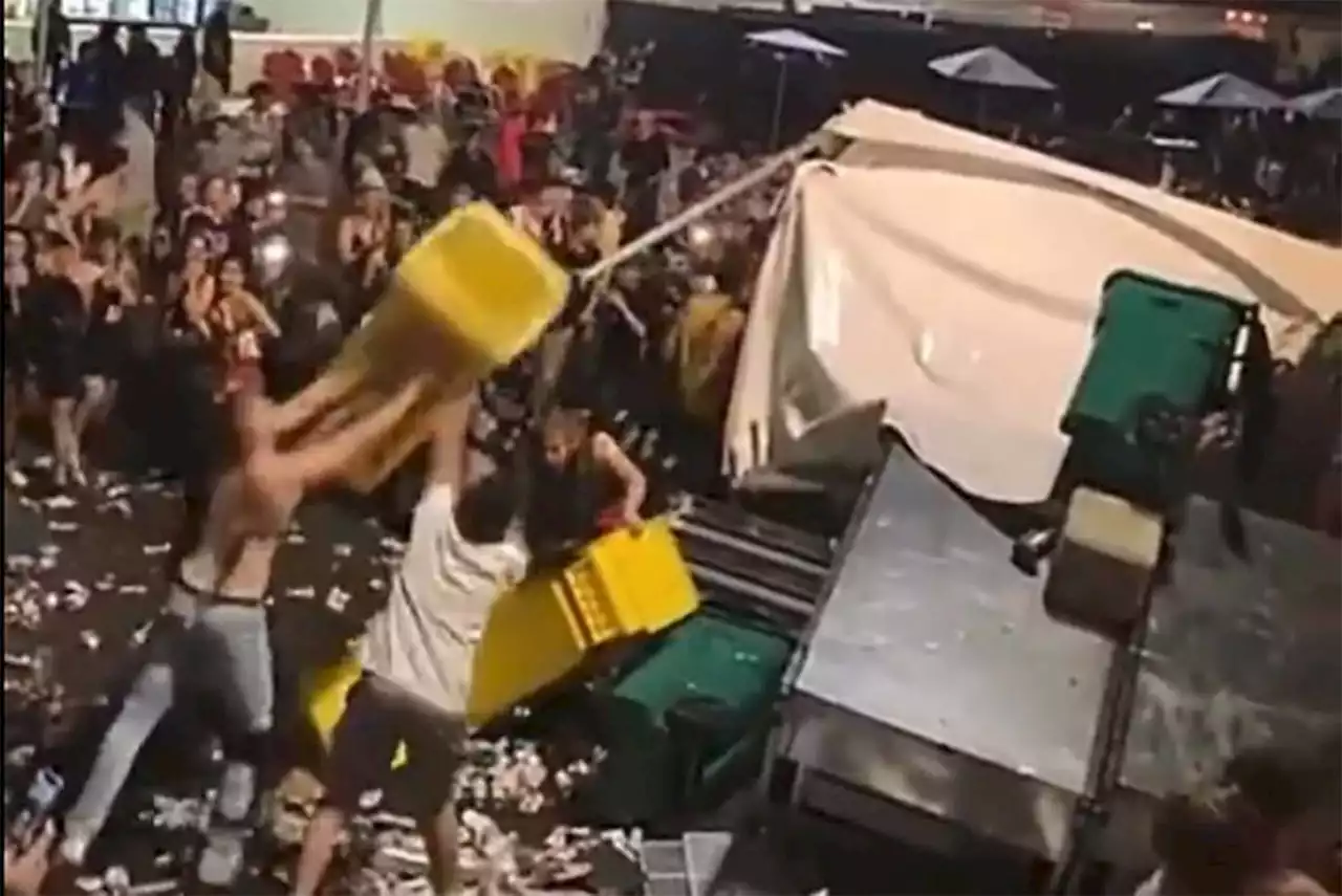 VIDEO: Vancouver festival-goers destroy venue structures after Lil Baby cancels – Terrace Standard