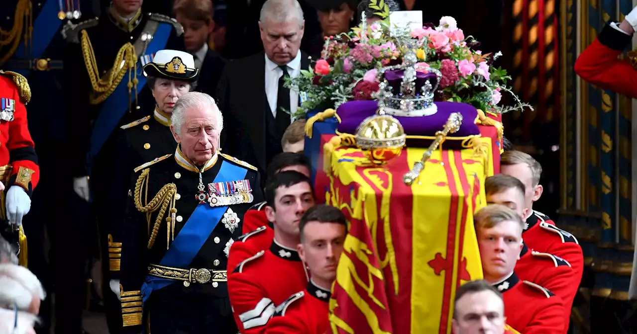 King Charles Picked Wreath, Wrote Letter for Queen’s Casket: Read Note