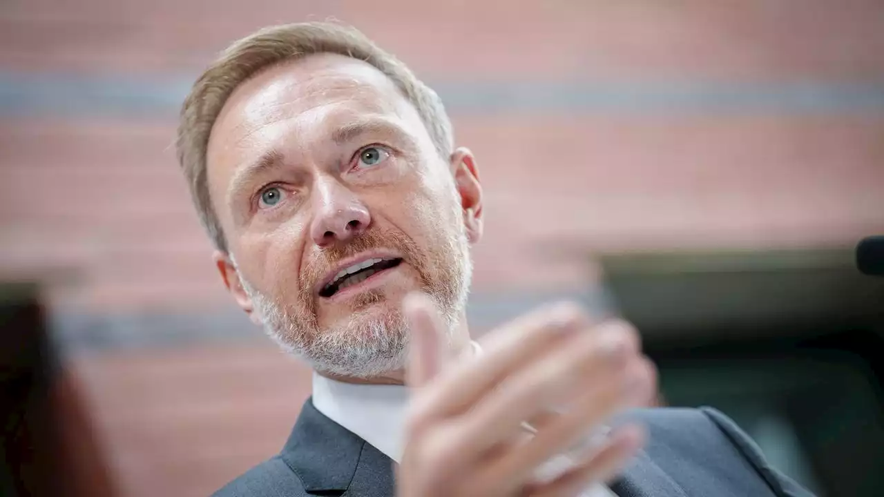 Lindner: Keine Kursänderung in Kampfpanzer-Frage