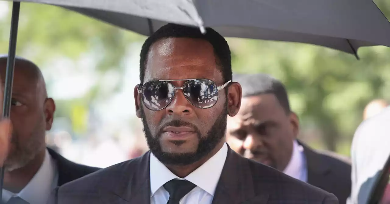 R. Kelly opts not to testify at his federal trial as defense attorneys begin presenting their case