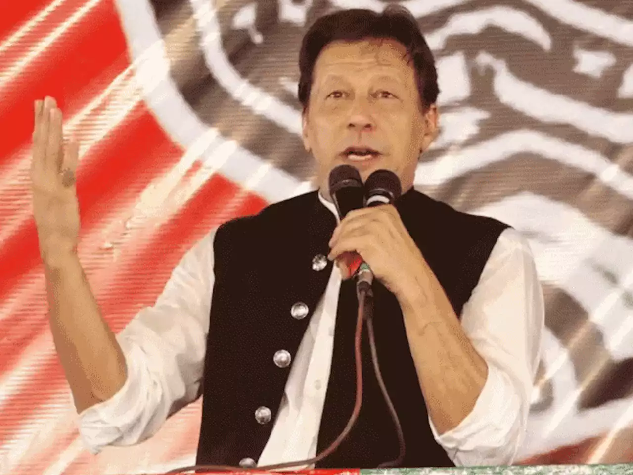 پی ڈی ایم اپنے بیرونی آقاؤں کو جتنا خوش کرلو تم یہ میچ نہیں جیت سکتے، عمران خان - ایکسپریس اردو