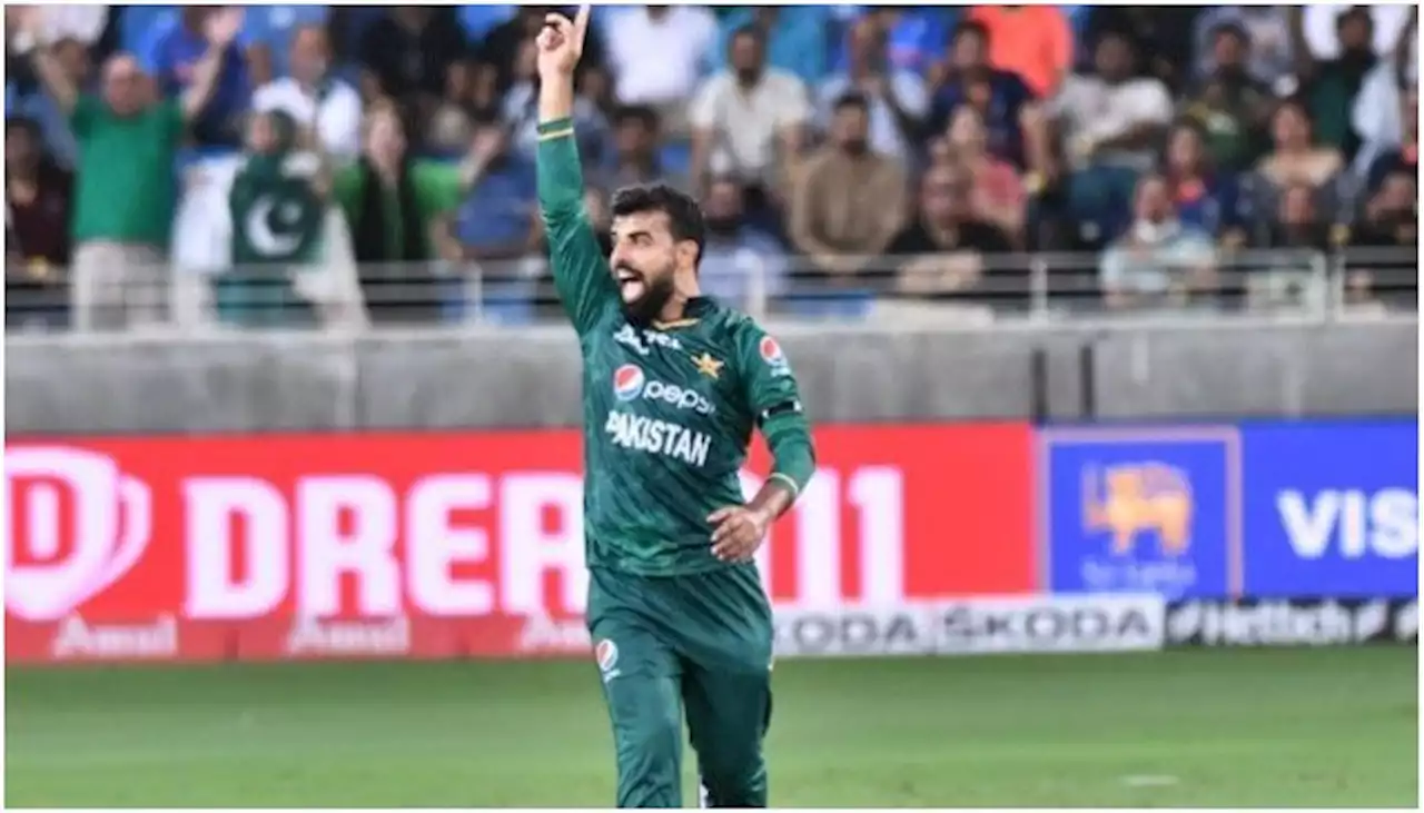 شاداب خان نے ہانگ کانگ کیخلاف فتح پاکستان کے سیلاب متاثرین کے نام کردی