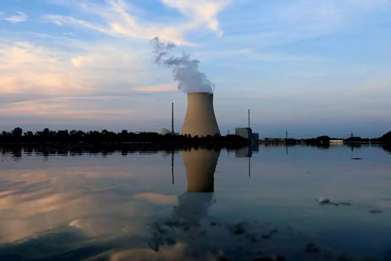 Power grid stress test backs extending lifespan of two German nuclear plants, sources say