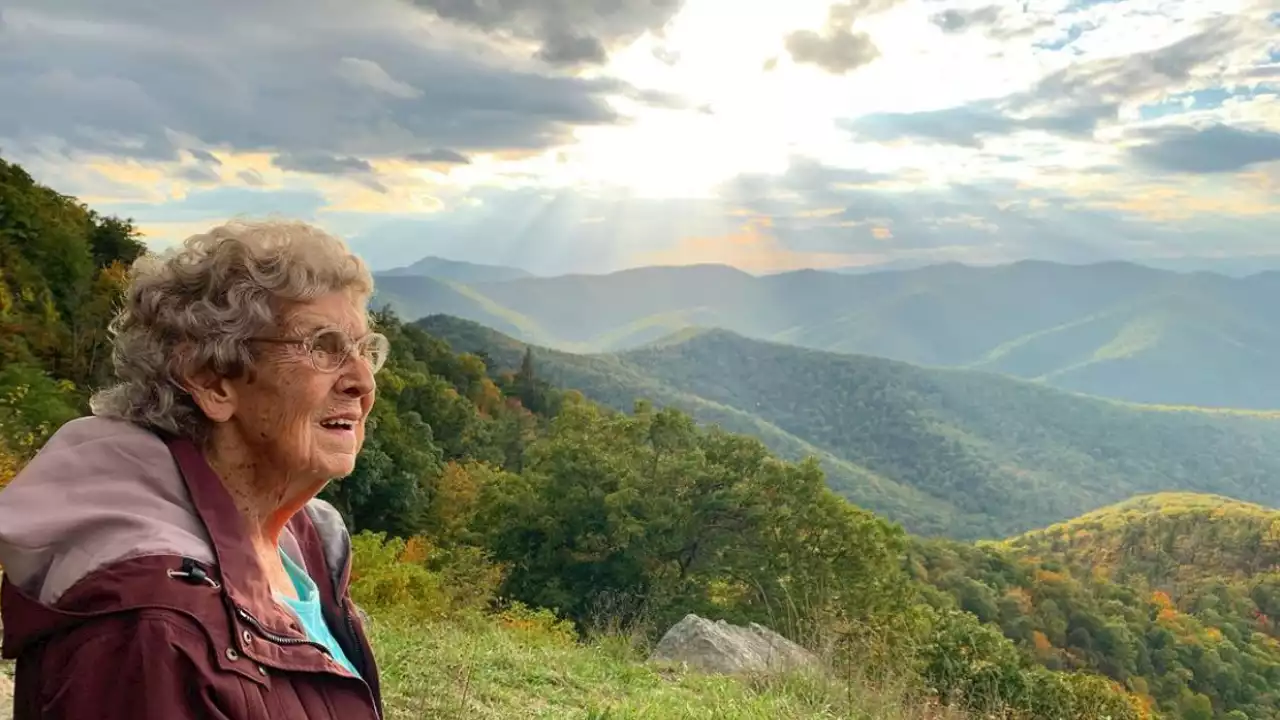 Grandson & 92-year old Grandma duo on quest to visit every U.S. National Park