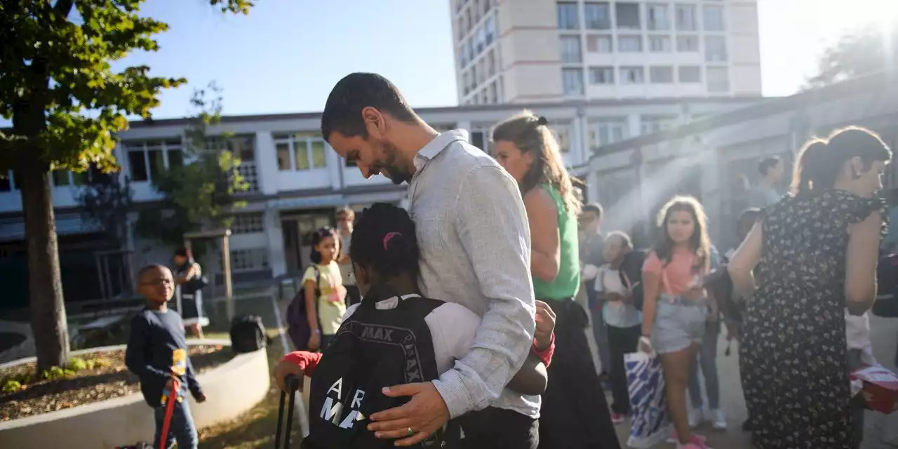 Stung by inflation, parents flock to back-to-school community ‘supply drives’ for notebooks, pens and clothing