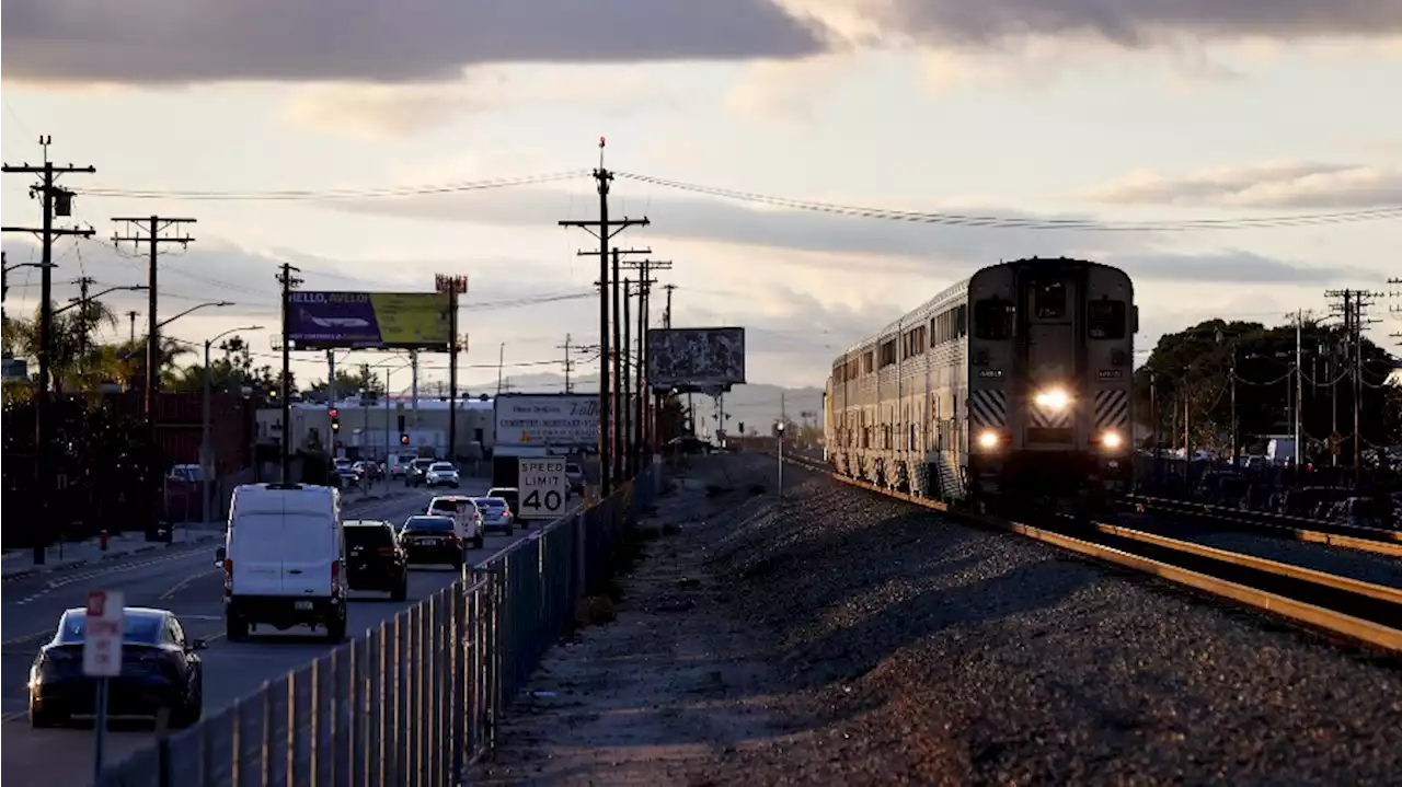 Amtrak resumes service to Vancouver, BC after 2-year hiatus due to border restrictions