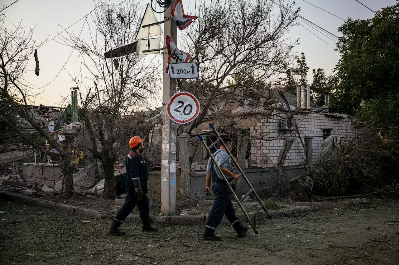 Ukraine forces say strikes kill 102 Russians amid push to destroy supplies