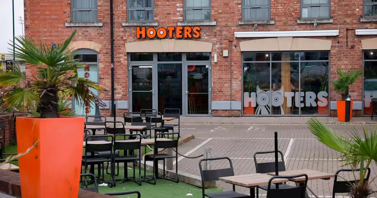 FA says Hooters should not sponsor under-10s football team