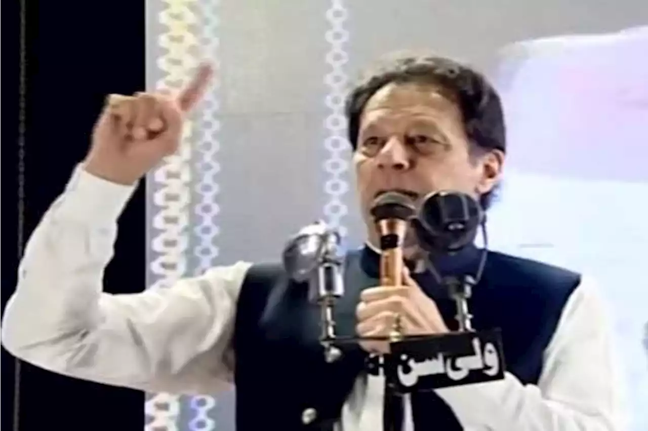 عمران خان نے سیلاب زدگان کیلئے مزید امداد جمع کرنے کا اعلان کردیا
