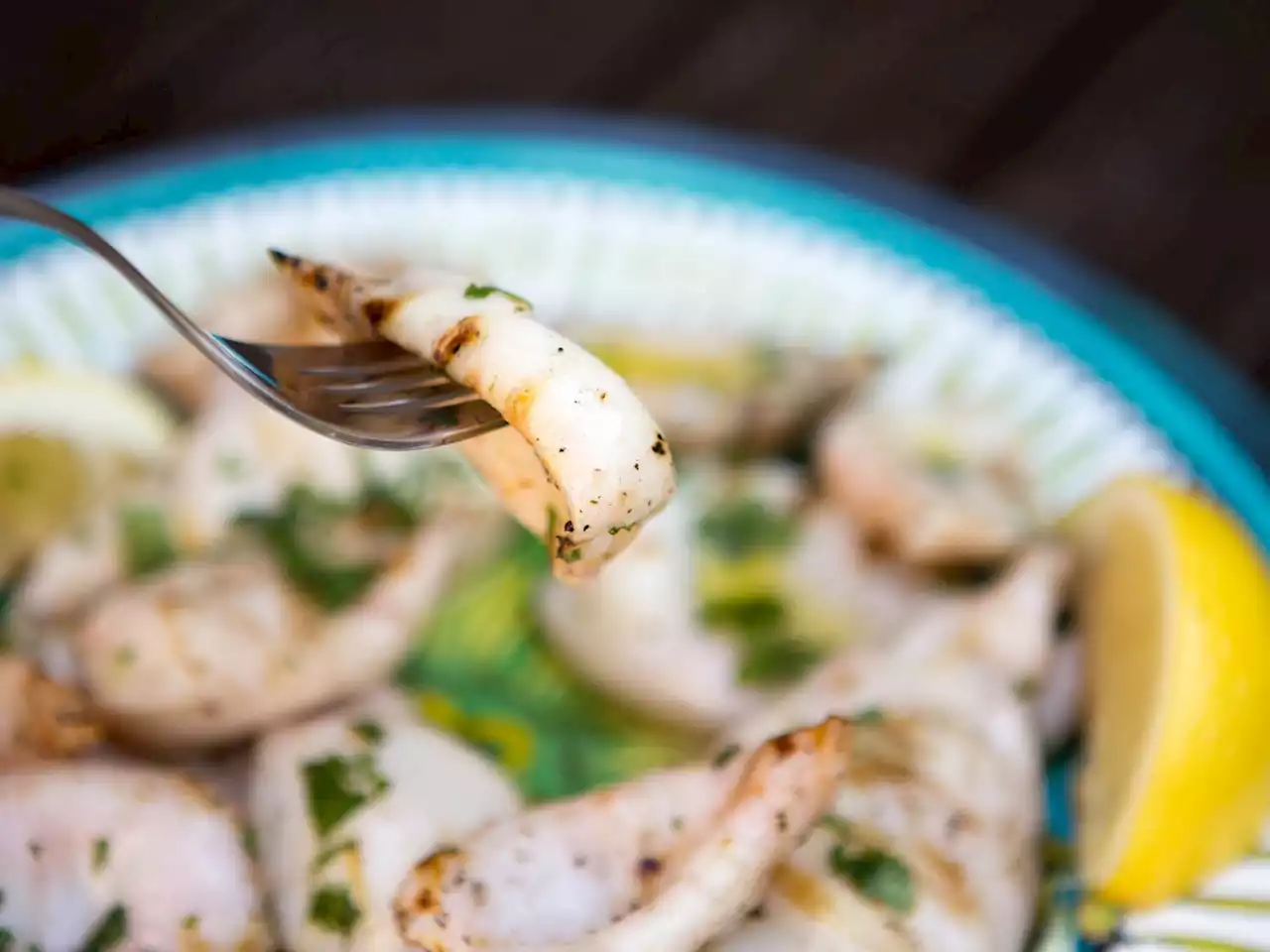 Grilled Squid With Olive Oil and Lemon Recipe