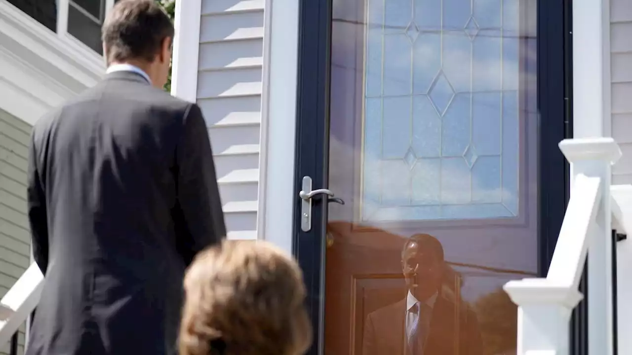 Knock, knock: Jehovah's Witnesses resume door-to-door work