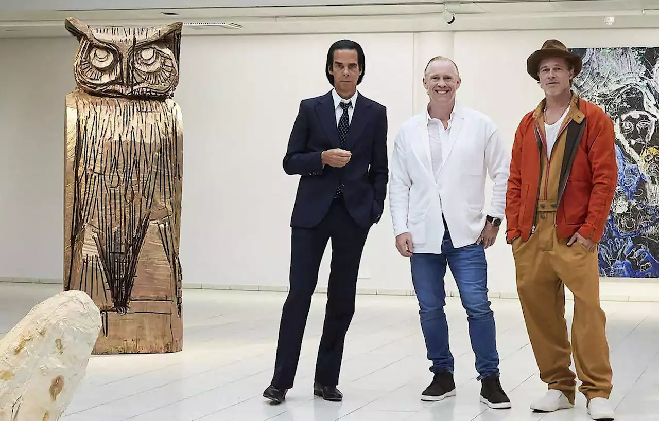 En Finlande, Brad Pitt présente pour la première fois ses sculptures