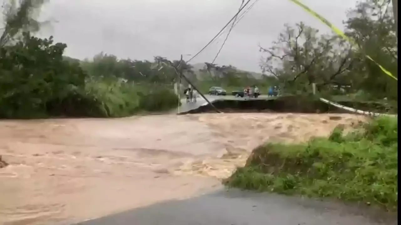 Chicago's Puerto Rican community mobilizing for Hurricane Fiona relief