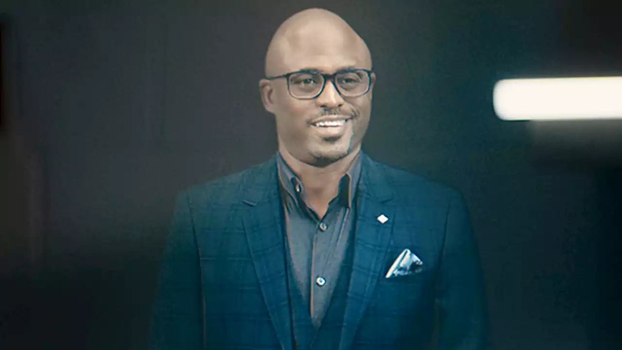 Exclusive Blank Clip Features Hologram Wayne Brady