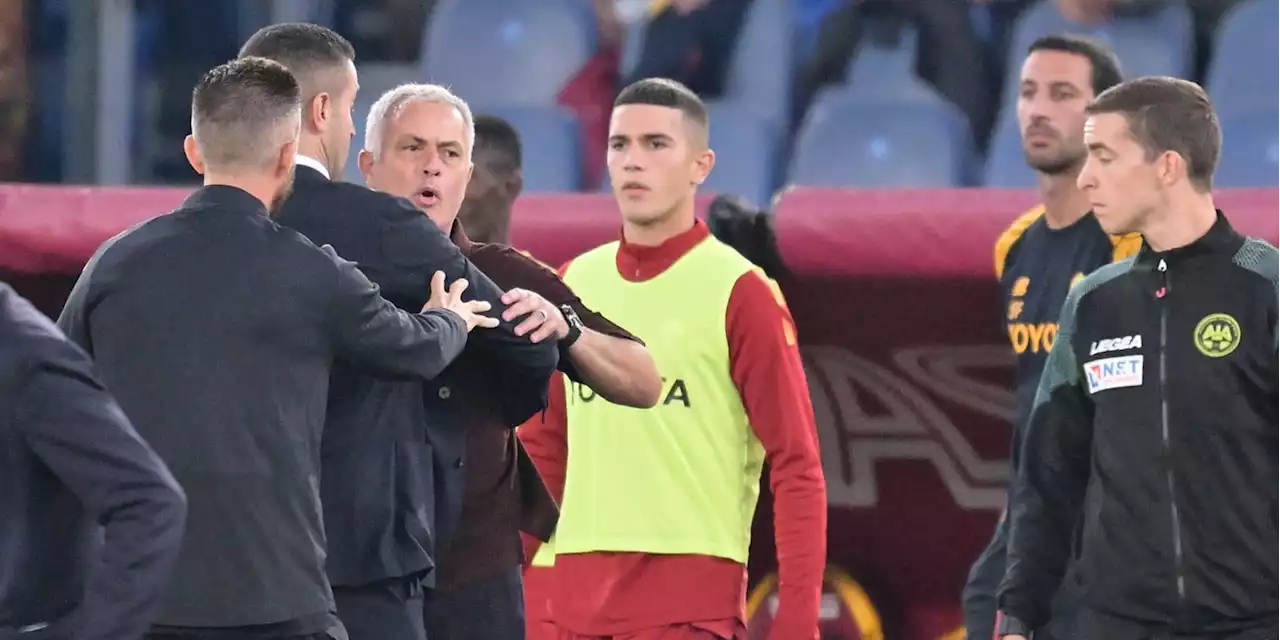 Caos Roma contro gli arbitri, Mourinho rischia tre giornate!