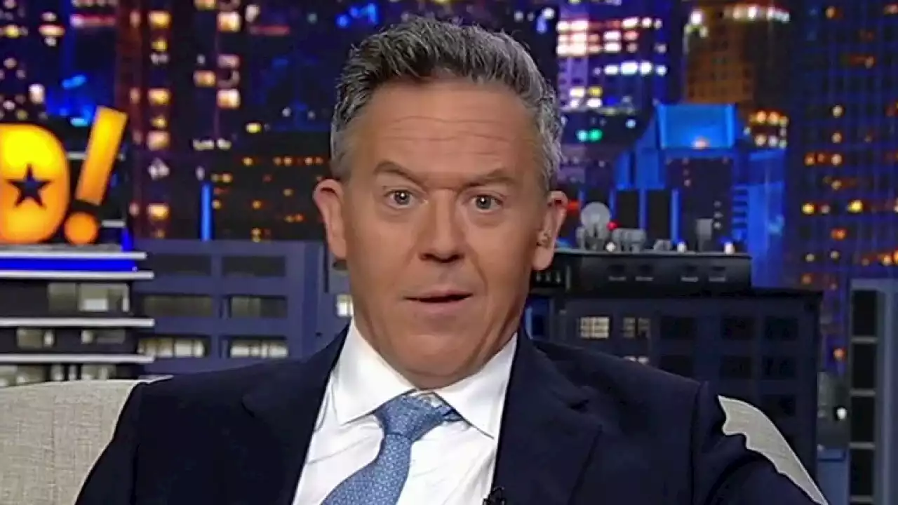 'Gutfeld!' on media's hysterical coverage of migrants in Martha's Vineyard