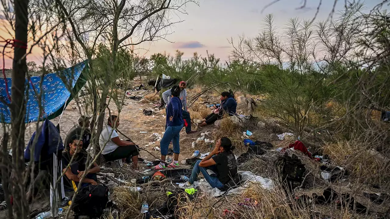 Southern border migrant encounters rose to over 200,000 in August, as numbers from Venezuela, Cuba spike