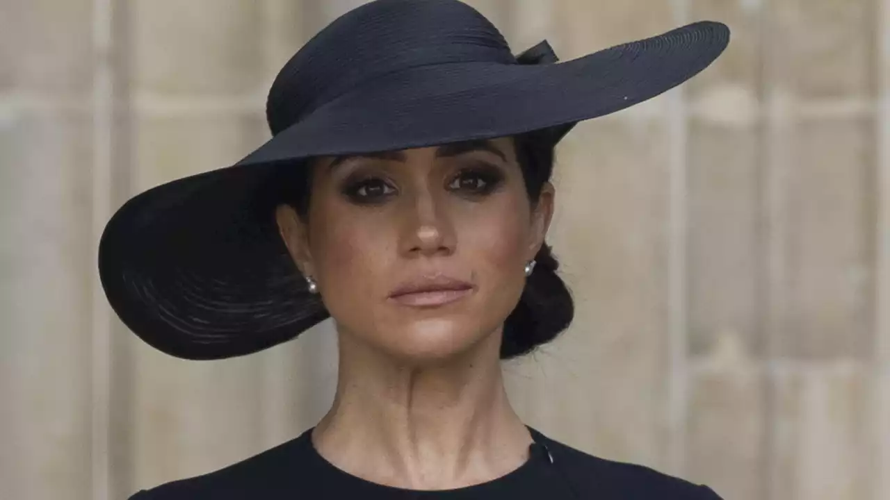 Meghan Markle : pourquoi son look de funérailles créé encore la polémique ?