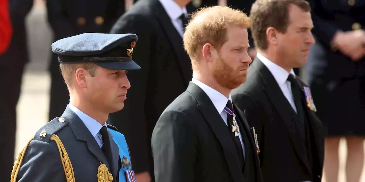 William nähert sich Harry in Westminster Abbey an