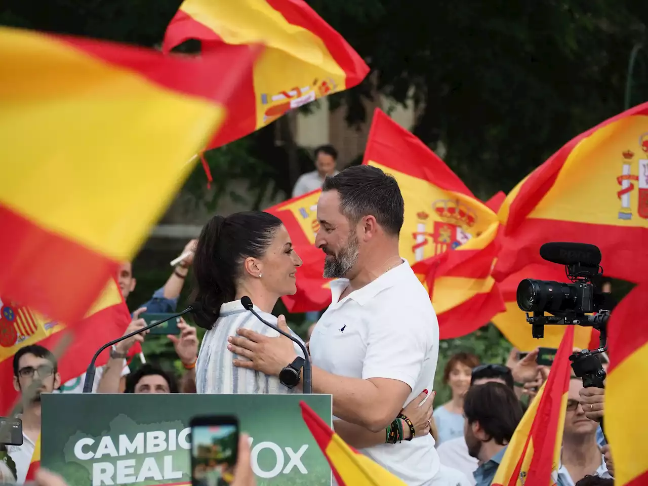 Abascal sigue 'a la espera' de que Olona aclare si ha decidido volver a la política