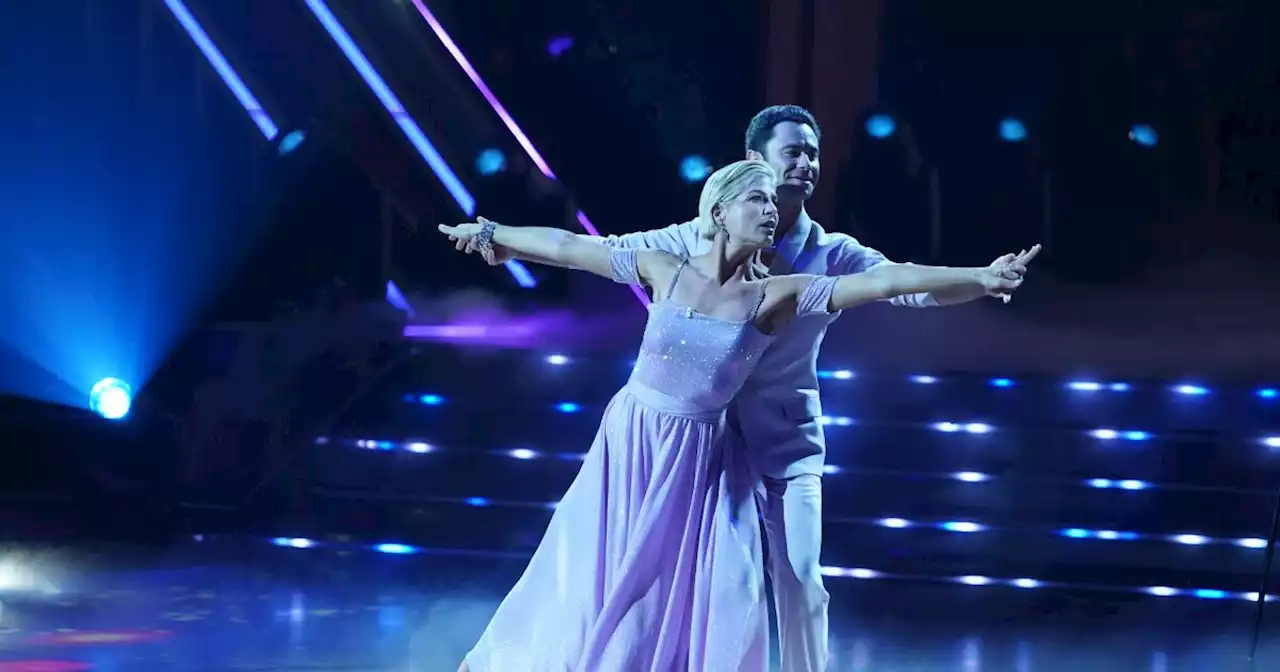 Selma Blair's 'Dancing With the Stars' debut left the judges and fans in their feels