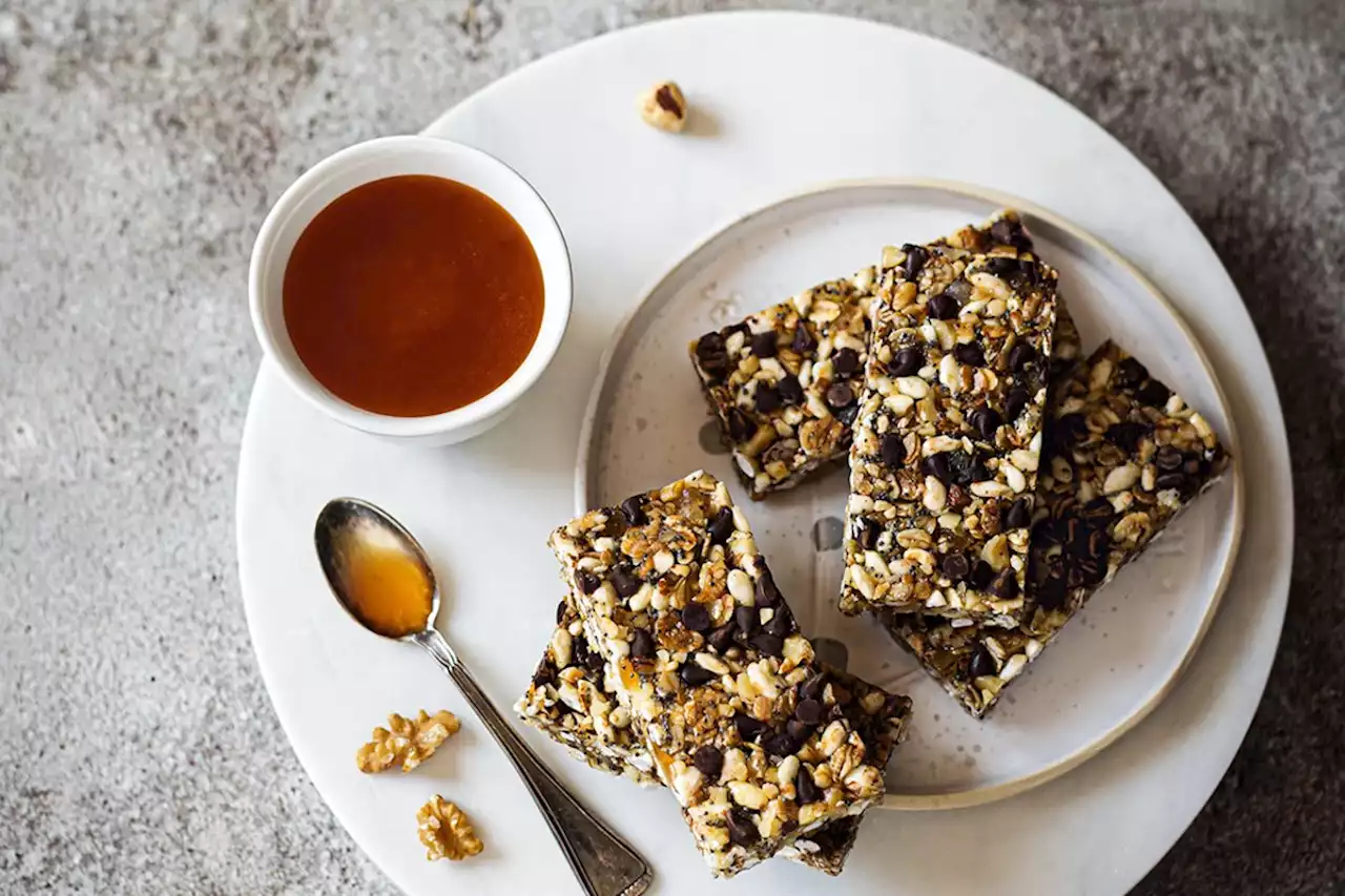 How To Make Jason Wachob's Homemade Snack Bars