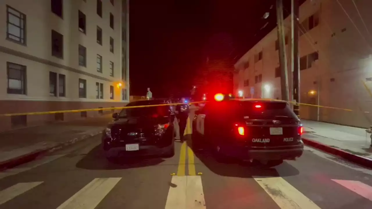 Police Investigate 2 Fatal Shootings in Oakland, Crash Into One Scene