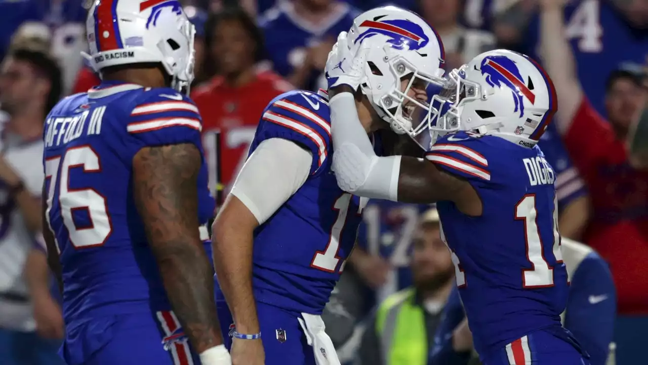 Winners, Losers From Bills-Titans, Eagles-Vikings on Monday Night Football