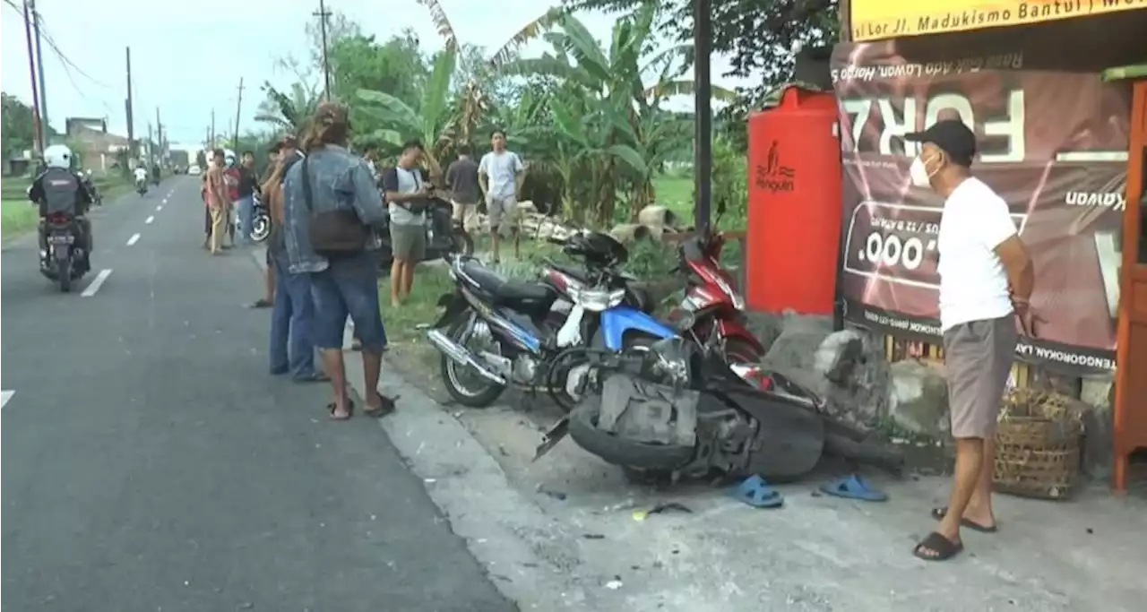 Ngeri! Mobil Tabrak 11 Pemotor di Bantul hingga Terkapar di Jalan