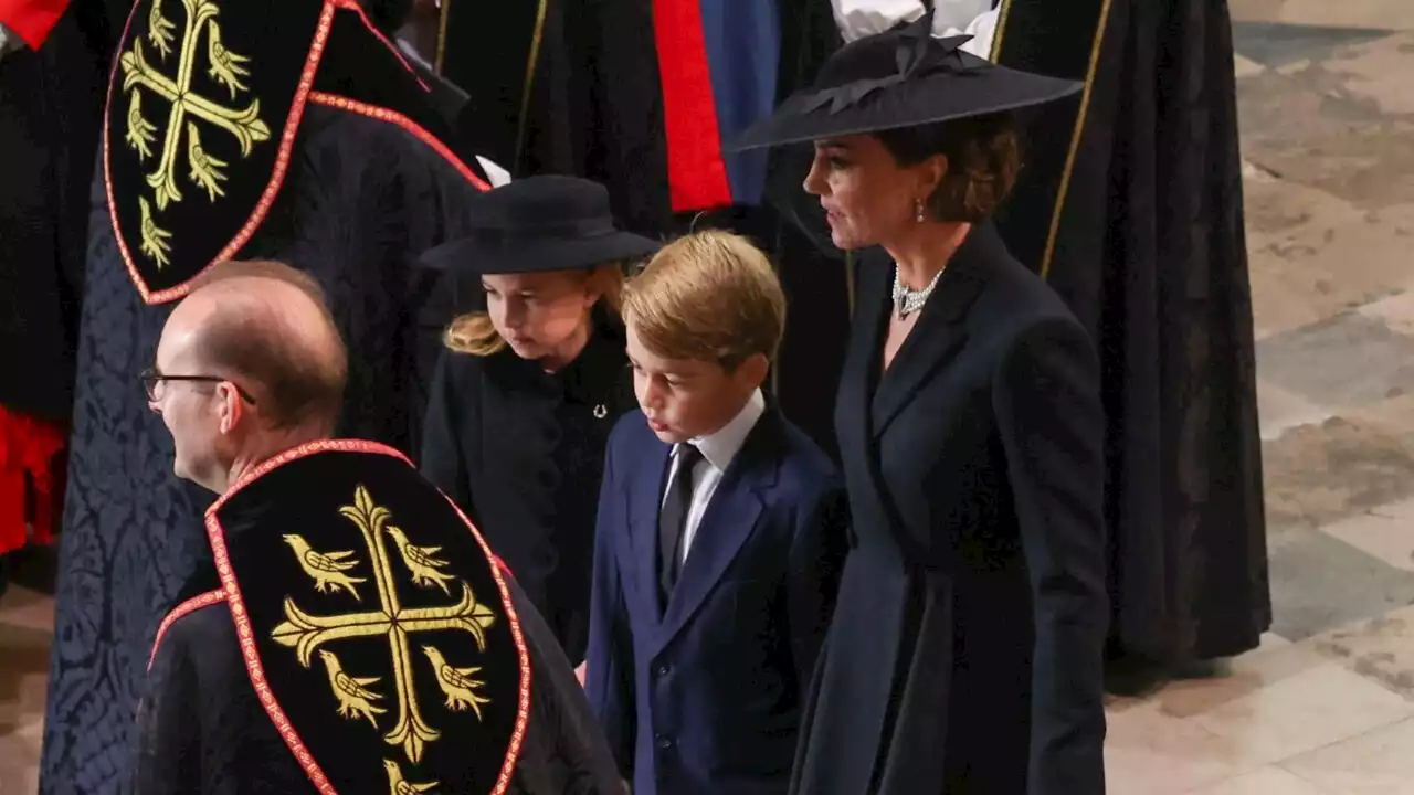 &#8216;Touching moment&#8217;: Kate comforts her eldest child during Queen&#8217;s state funeral