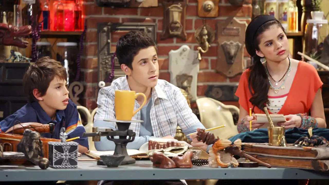 Is This TikToker the Real Alex Russo From “Wizards of Waverly Place”?