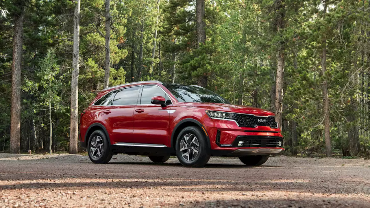 2023 Kia Sorento Hybrid and PHEV lineups trimmed, prices raised | Autoblog