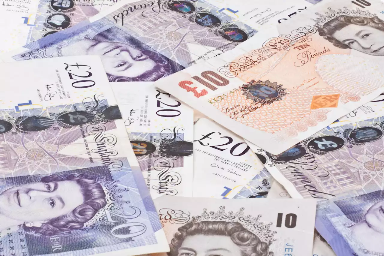 Thousands have just DAYS left to get free cash help worth up to £300